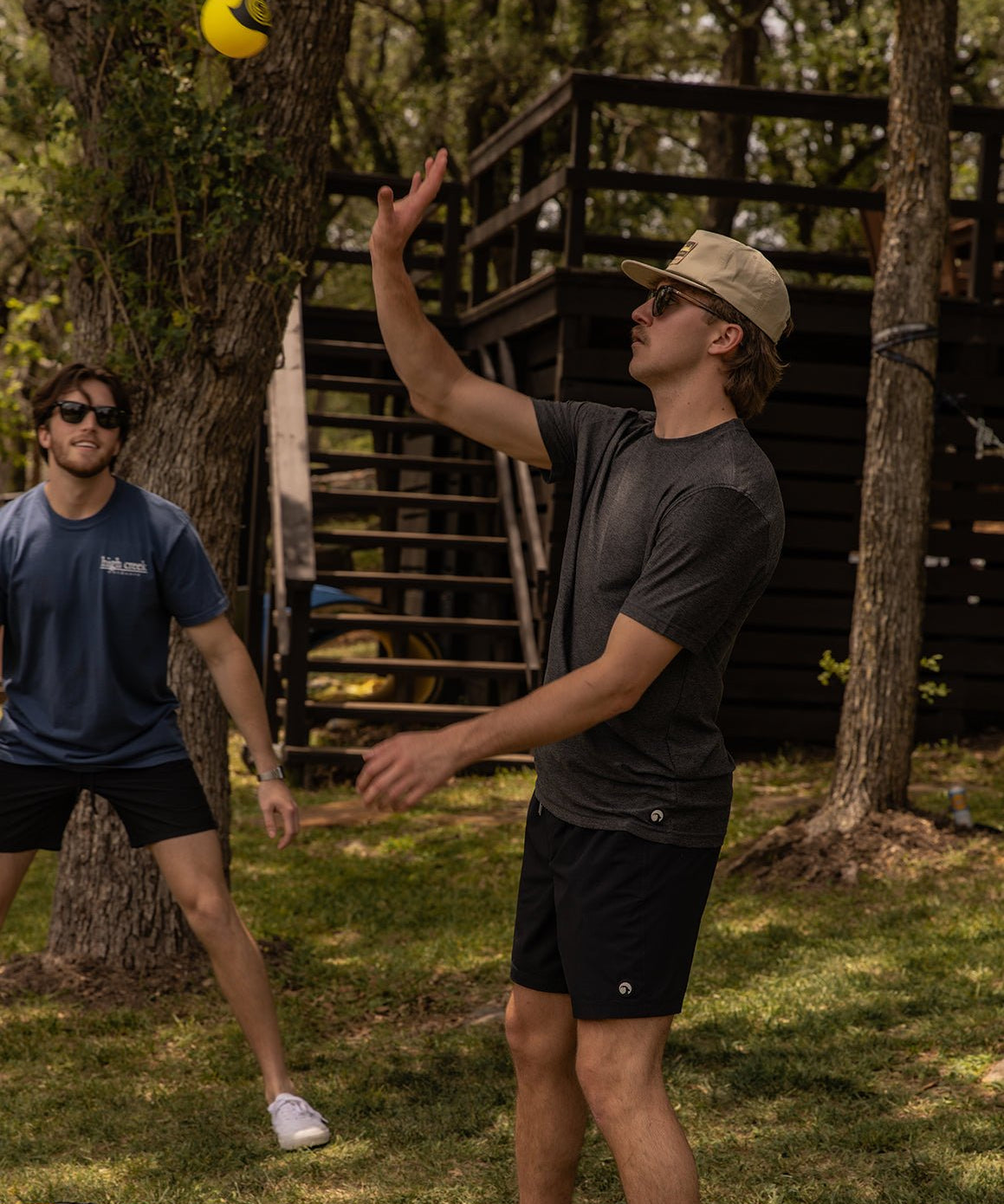 The Daily Tee Heather Black - High Creek