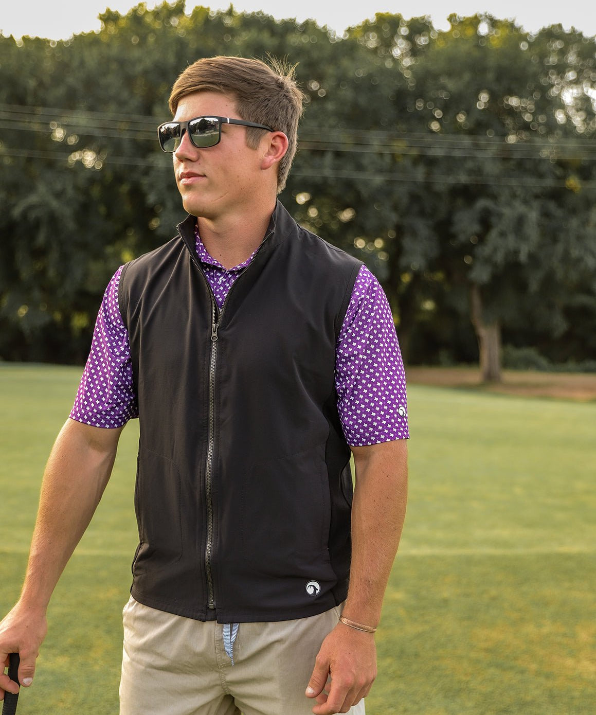 The Legend Vest Black - High Creek