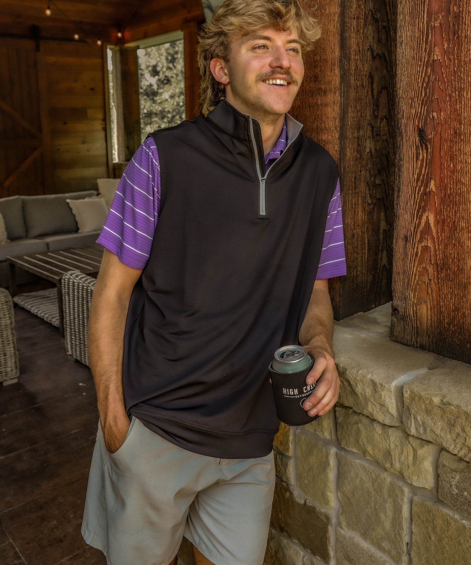 The Mac 1/4 Zip Vest Black - High Creek