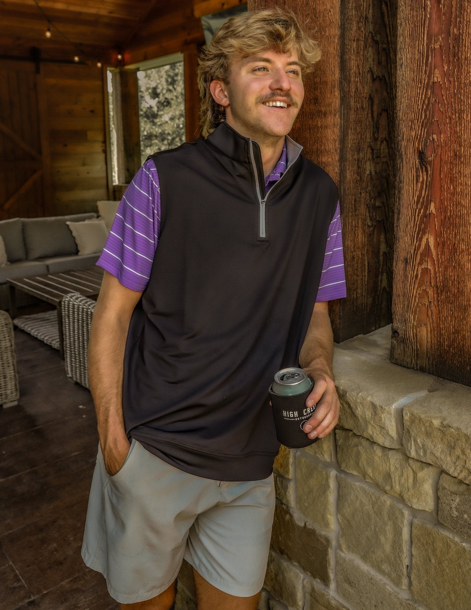The Mac 1/4 Zip Vest Black - High Creek