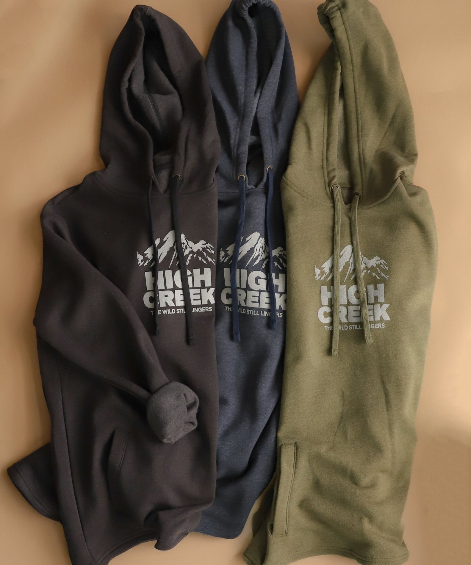 The Wild Hoodie Navy - High Creek